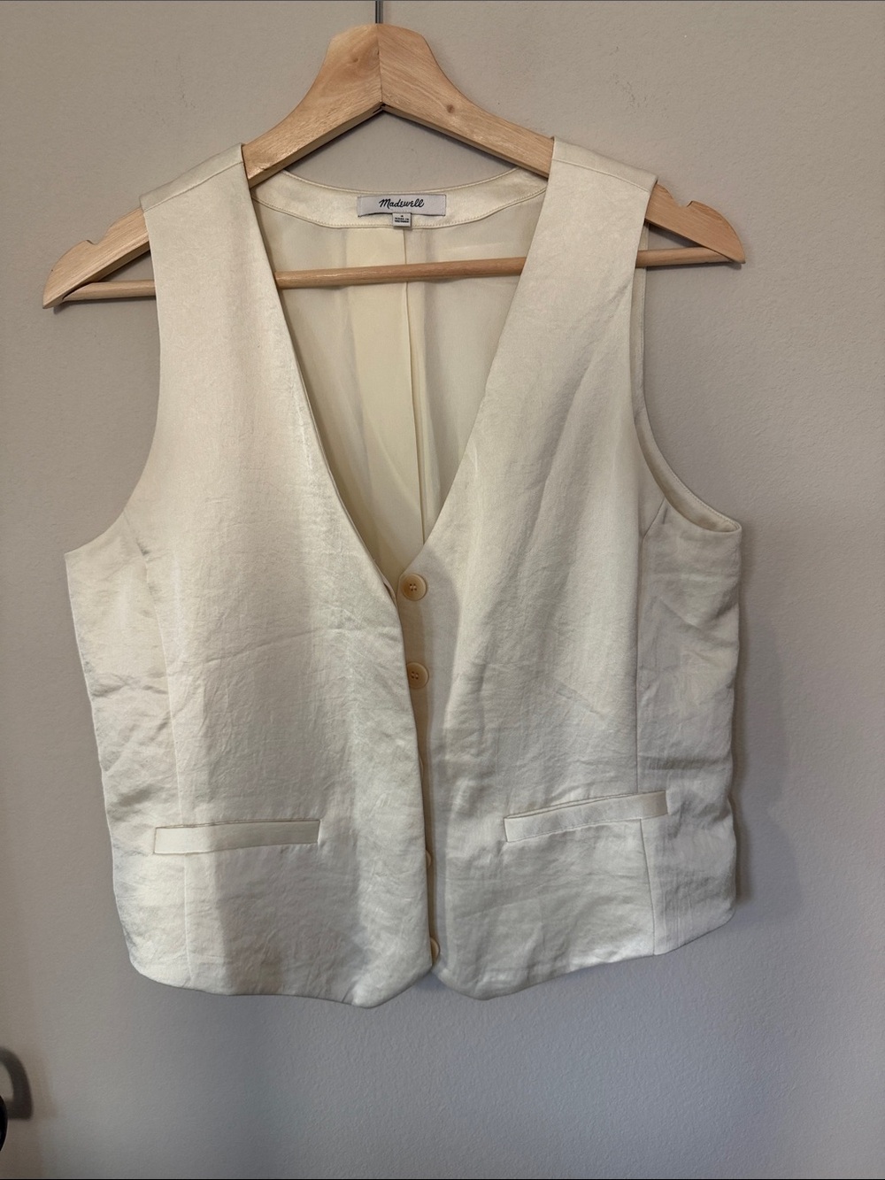 Madewell Ivory Linen-Blend Button Vest